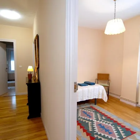 Confortable Y Amplio Piso En 蒙达卡